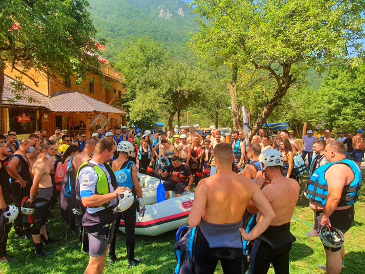Rafting Centar Rt Hotel ฟอชา ภายนอก รูปภาพ